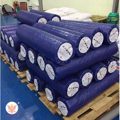 White PE Heat Shrink Plastic Film Rolls For Big Equipment Outpacking With Customized Size And Colors