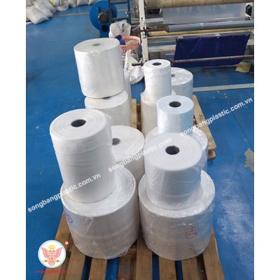 Safe Transparent PE Stretch Film for Wrapping Food/Vegetable/Cake form Viet Nam Manufacturer